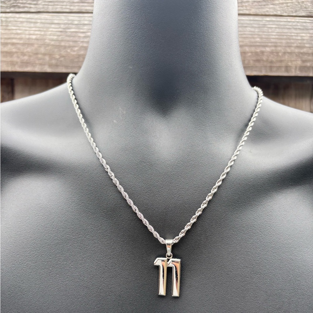 Triple Crown Jewelry Number 11 Pendant and Rope Chain Set